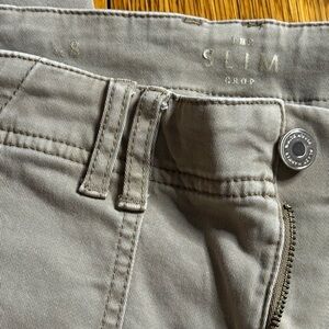 WHBM “The Slim Crop” Khaki Utility– Size 8 | Zipped, Snatched, Ready to Roll